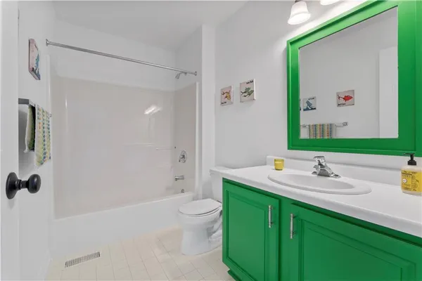 $649,000 | 1046 Woodridge Drive, Canonsburg, PA 15317