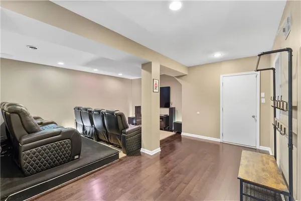 $649,000 | 1046 Woodridge Drive, Canonsburg, PA 15317