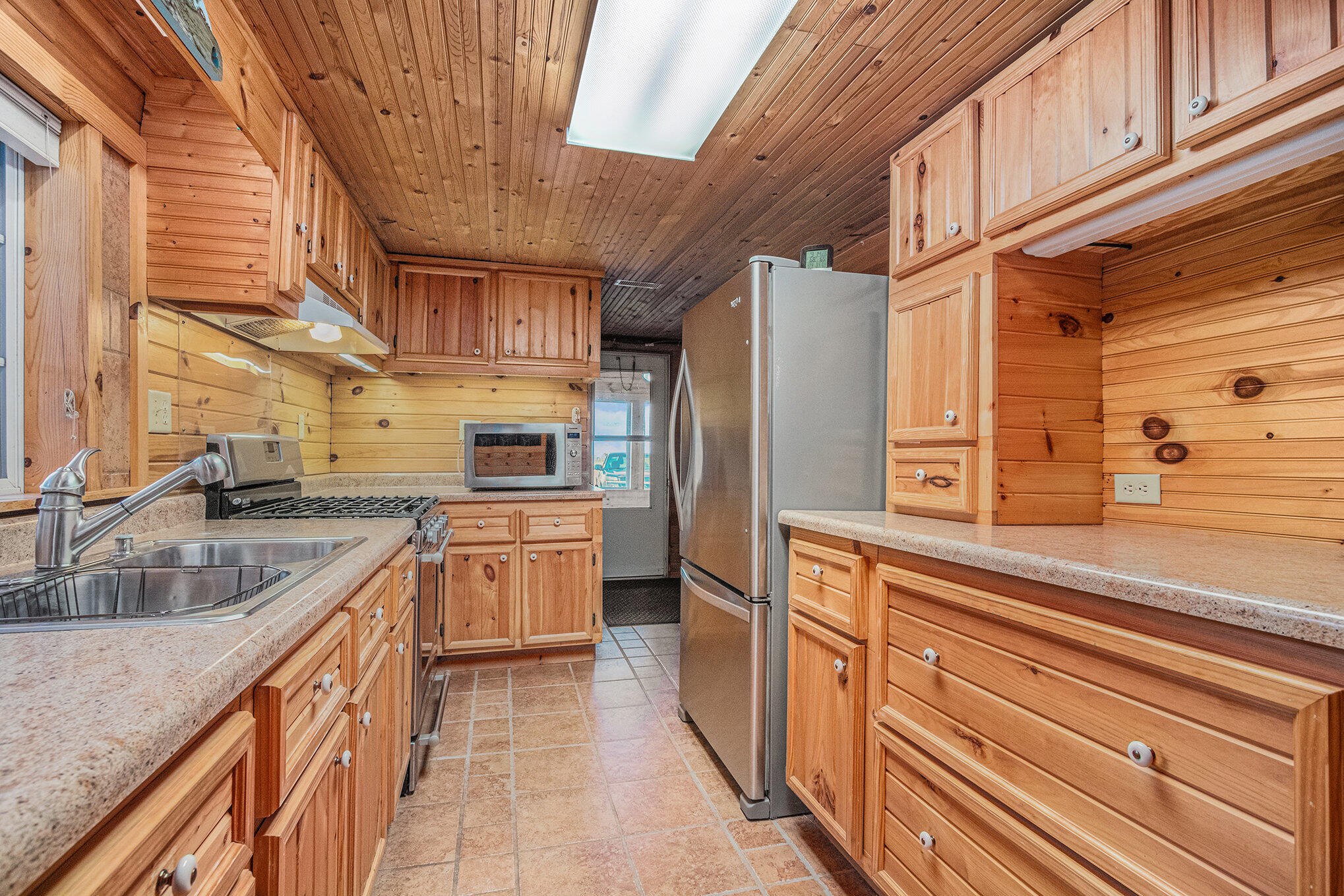 53027 Twin Lakes Road Dowagiac, MI 49047 - Photo 12 of 29 011_file_852