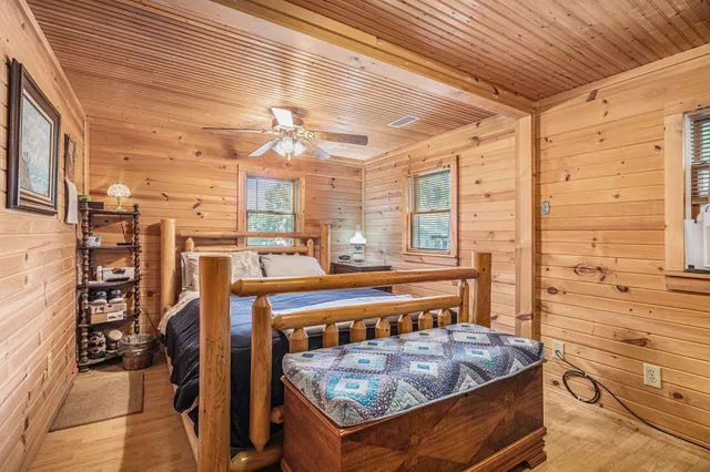 $419,000 | 53027 Twin Lakes Road, Dowagiac, MI 49047