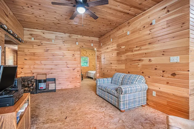 $419,000 | 53027 Twin Lakes Road, Dowagiac, MI 49047