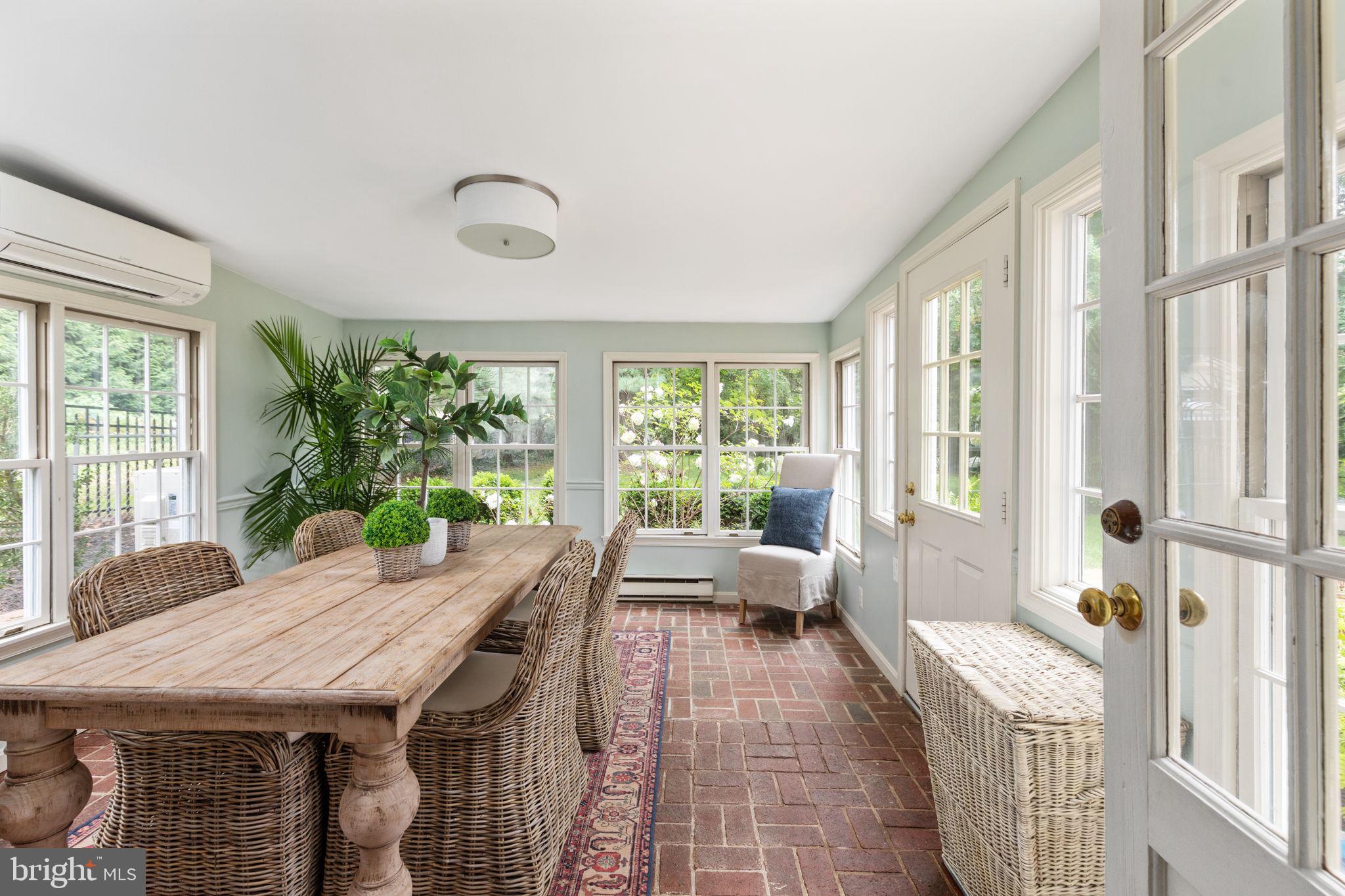 505 Edwards Ferry Road Northeast Leesburg, VA 20176 - Photo 13 of 36 Sunroom/Dining Room