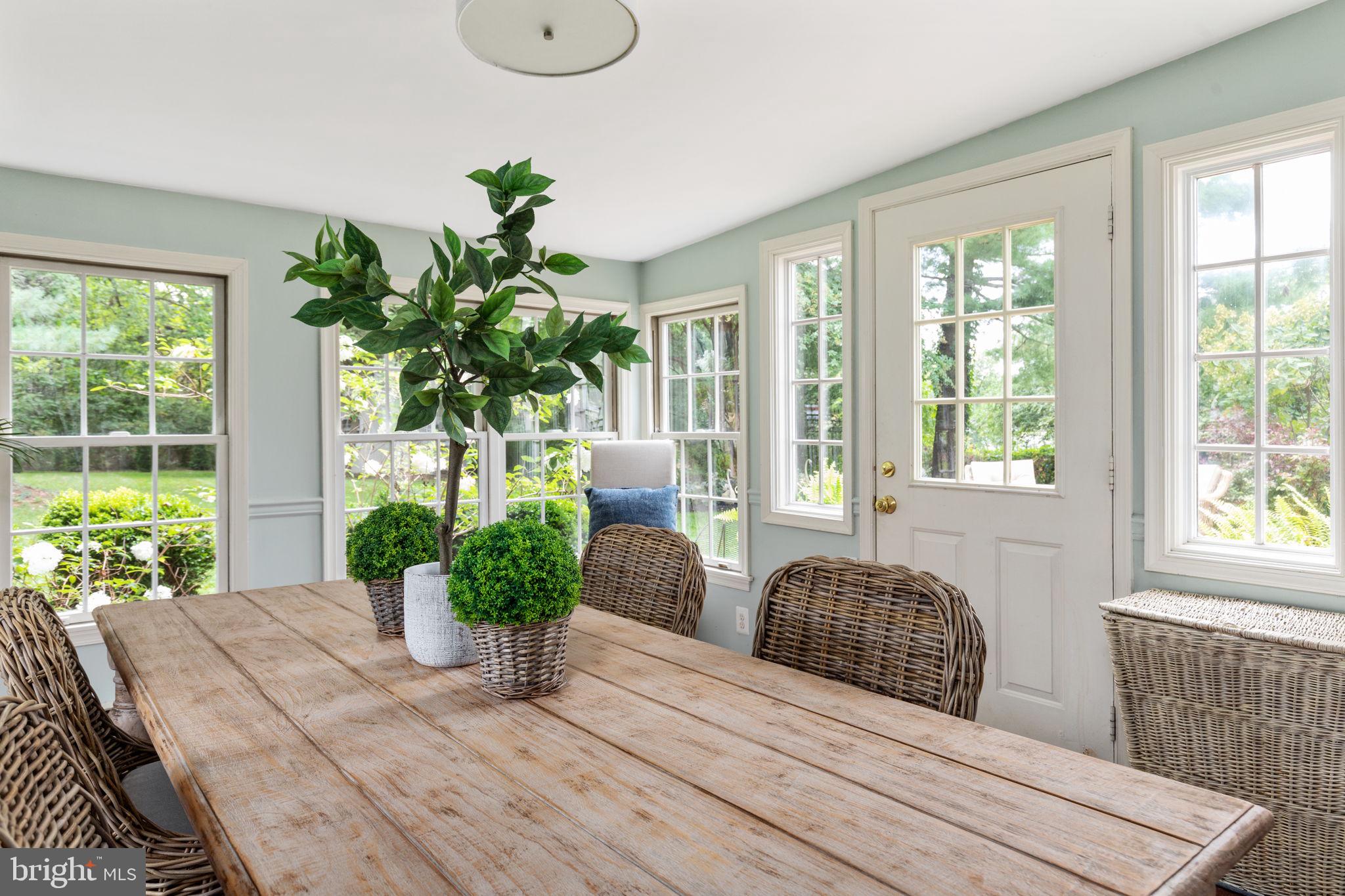 505 Edwards Ferry Road Northeast Leesburg, VA 20176 - Photo 14 of 36