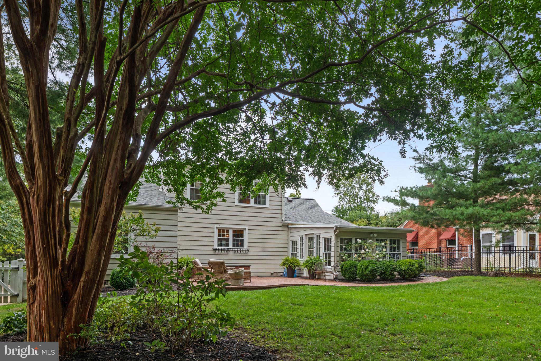 505 Edwards Ferry Road Northeast Leesburg, VA 20176 - Photo 31 of 36