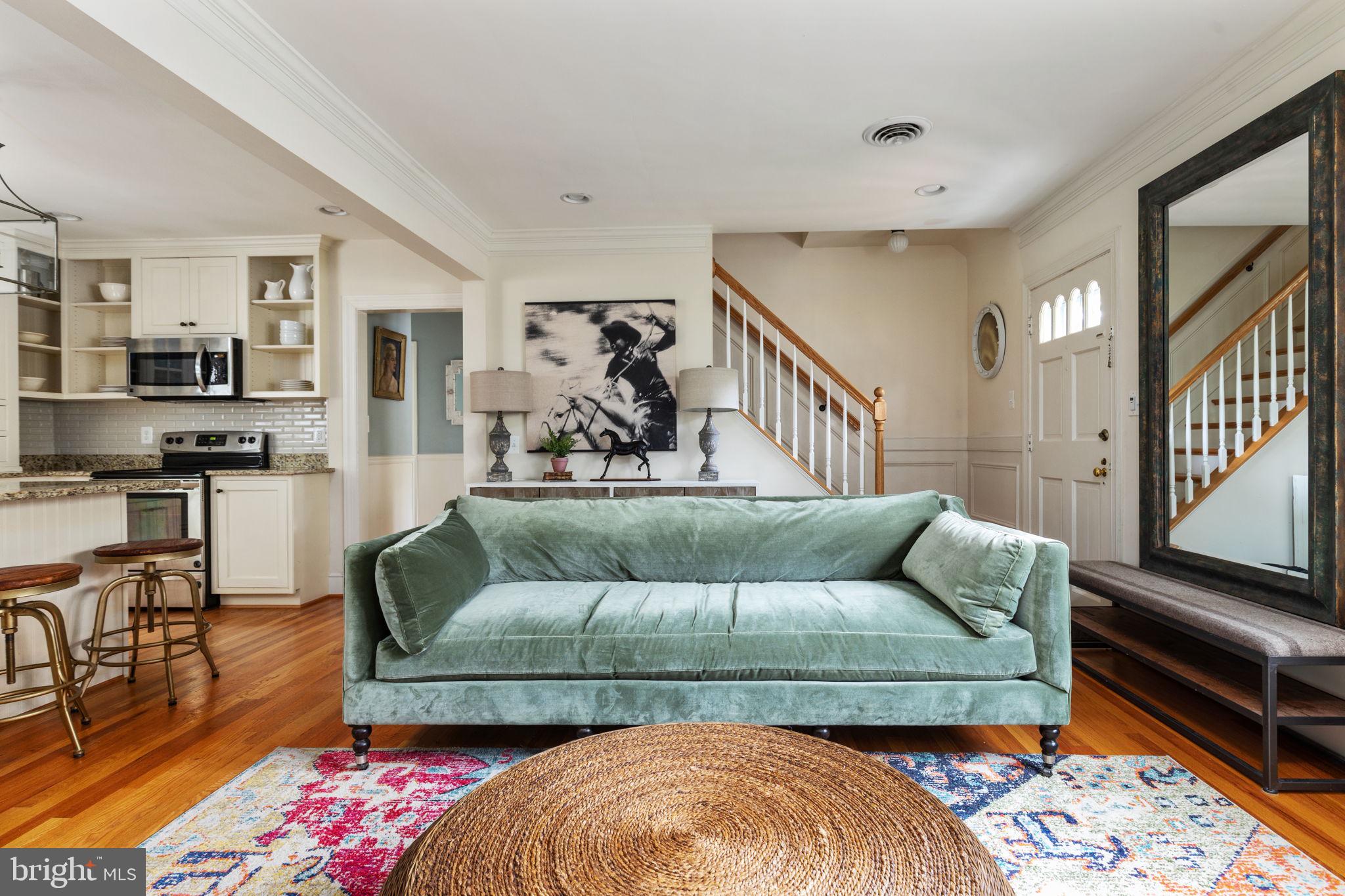 505 Edwards Ferry Road Northeast Leesburg, VA 20176 - Photo 5 of 36