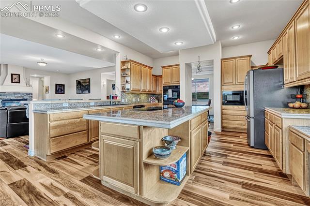 10410 Hodgen Road Colorado Springs, CO 80908 - Photo 9 of 50 Gallery Image 9