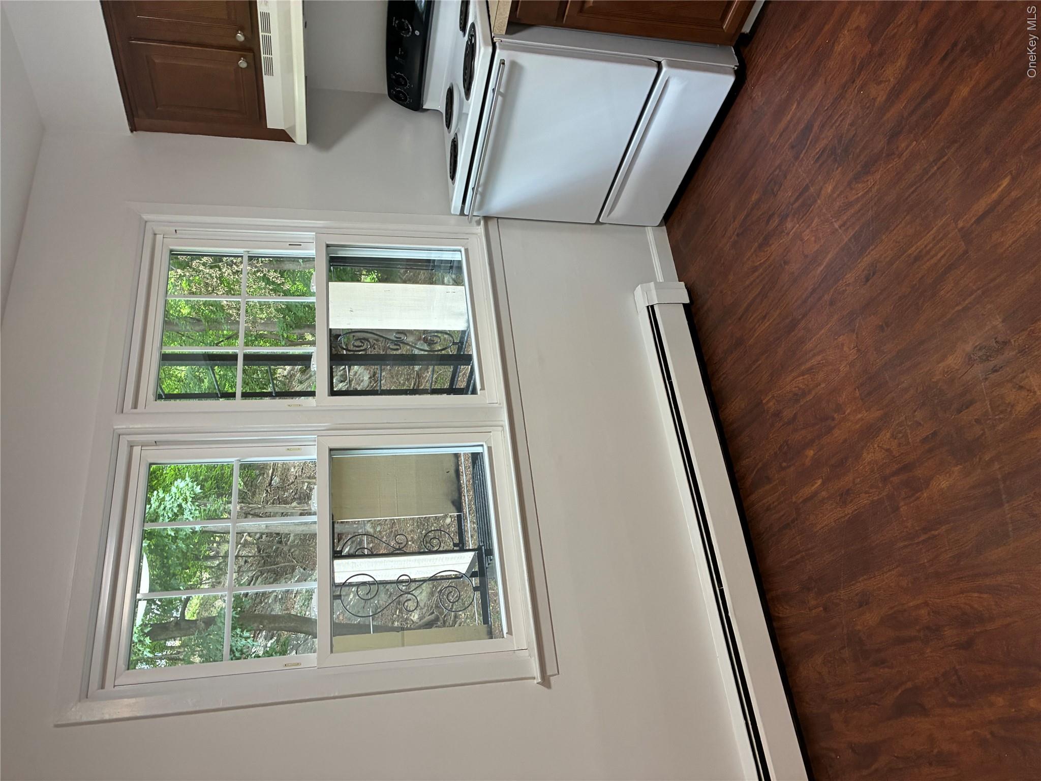 21 Pavilion Road, Unit 21 Suffern, NY 10901 - Photo 6 of 8