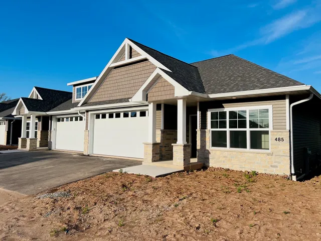 $419,900 | 485 Papermill Circle, Kimberly, WI 54136
