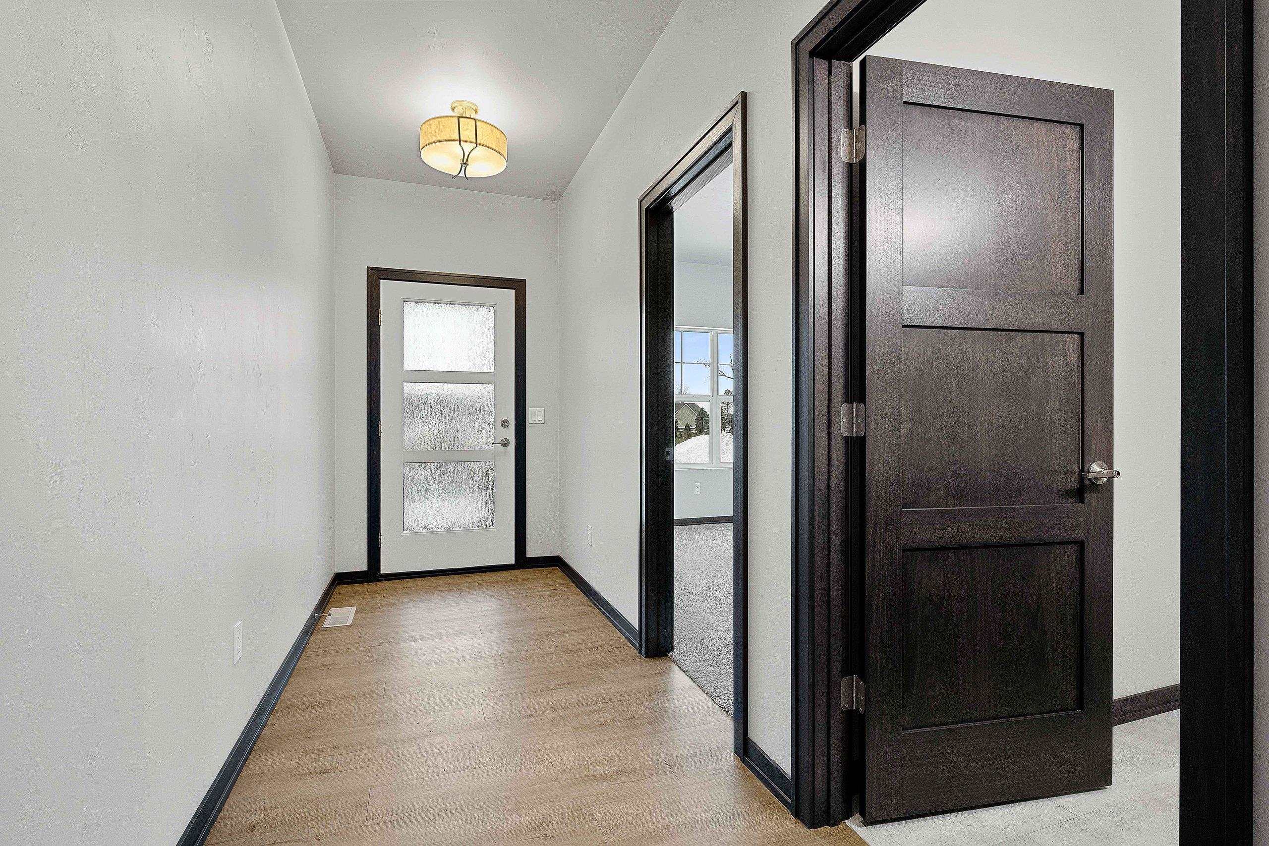 485 Papermill Circle Kimberly, WI 54136 - Photo 3 of 47