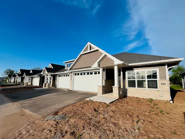 $419,900 | 485 Papermill Circle, Kimberly, WI 54136