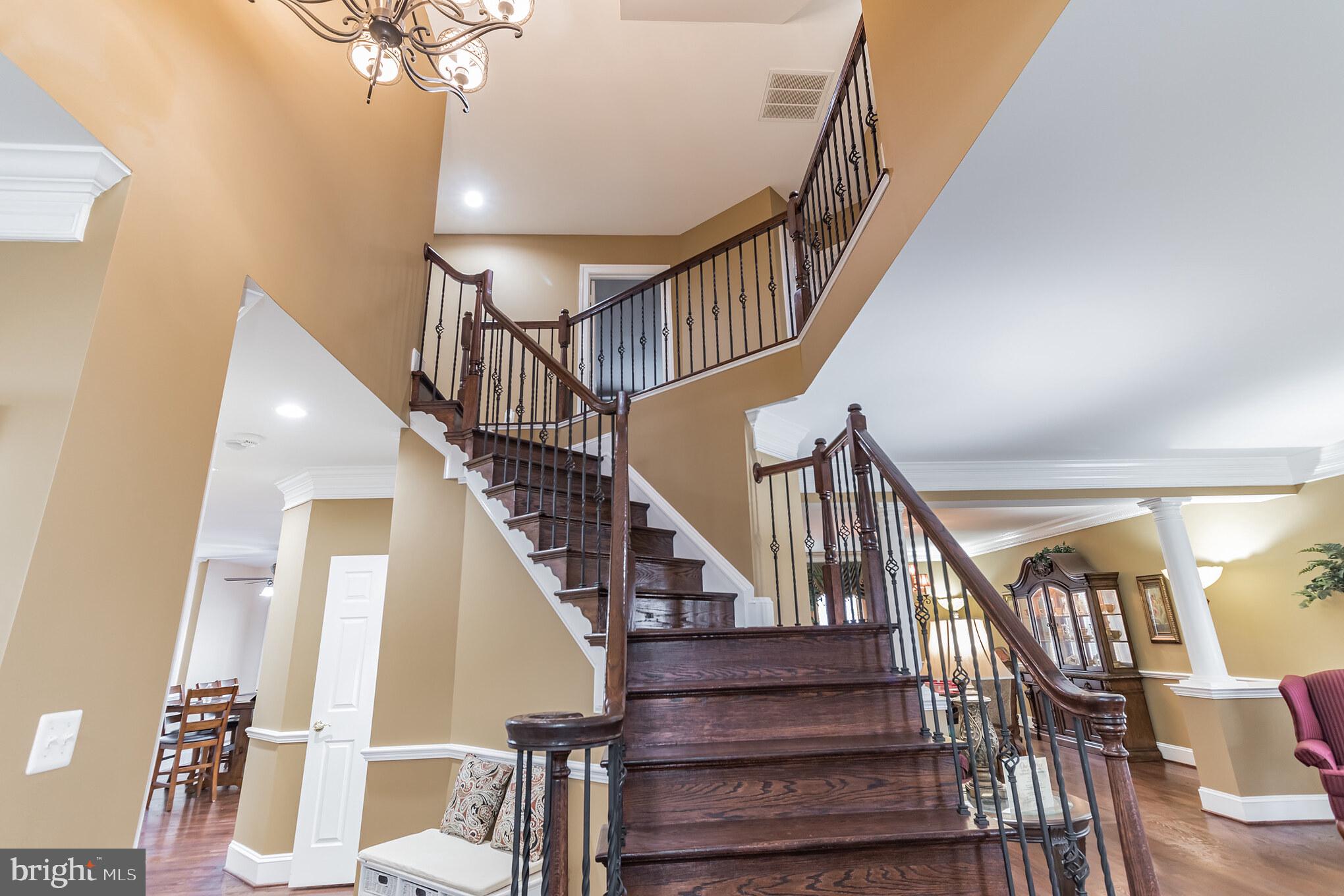 18606 Kerill Road Triangle, VA 22172 - Photo 2 of 50 Gorgeous 2 story foyer