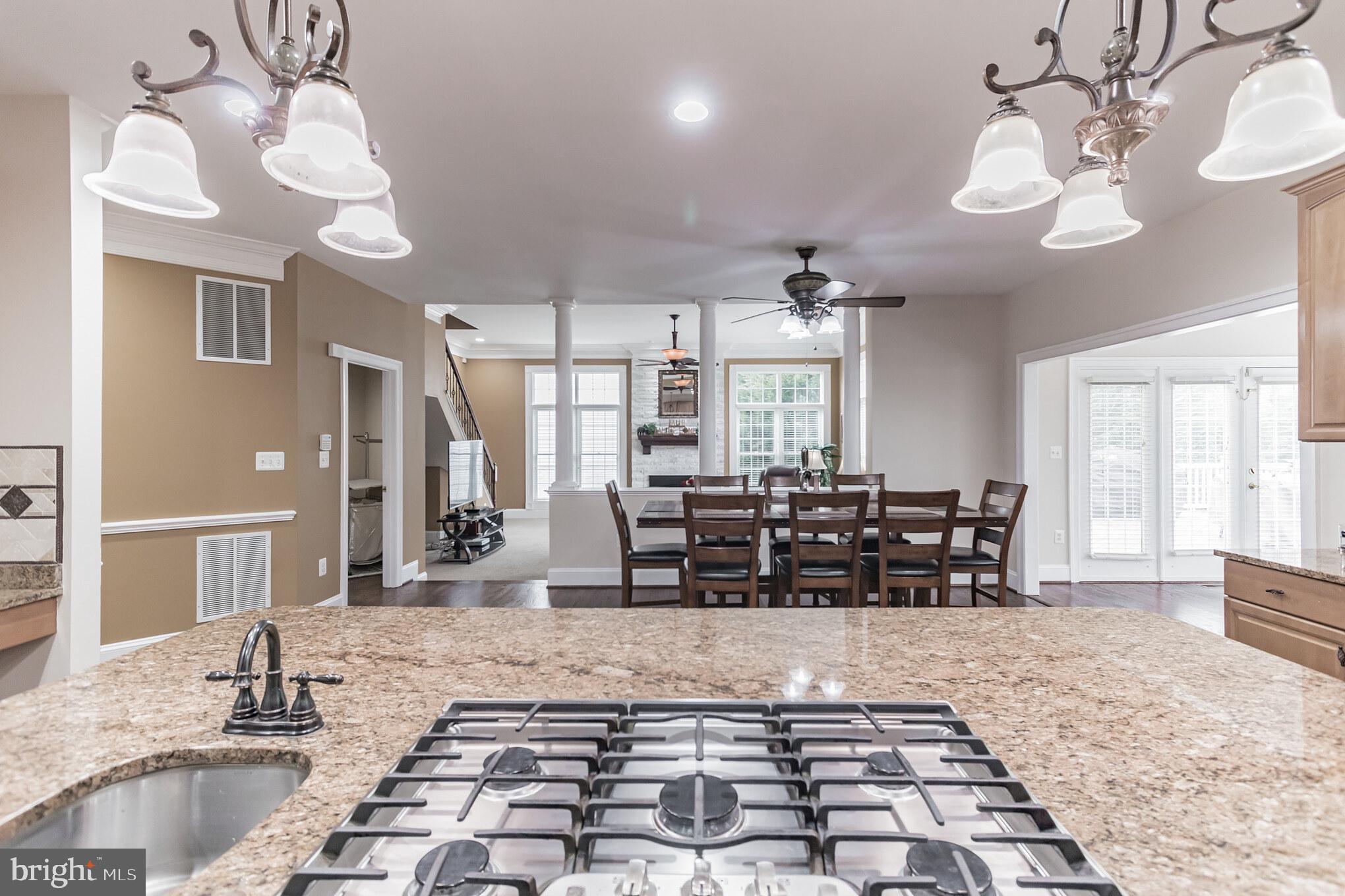 18606 Kerill Road Triangle, VA 22172 - Photo 16 of 50 Large space for table in kitchen