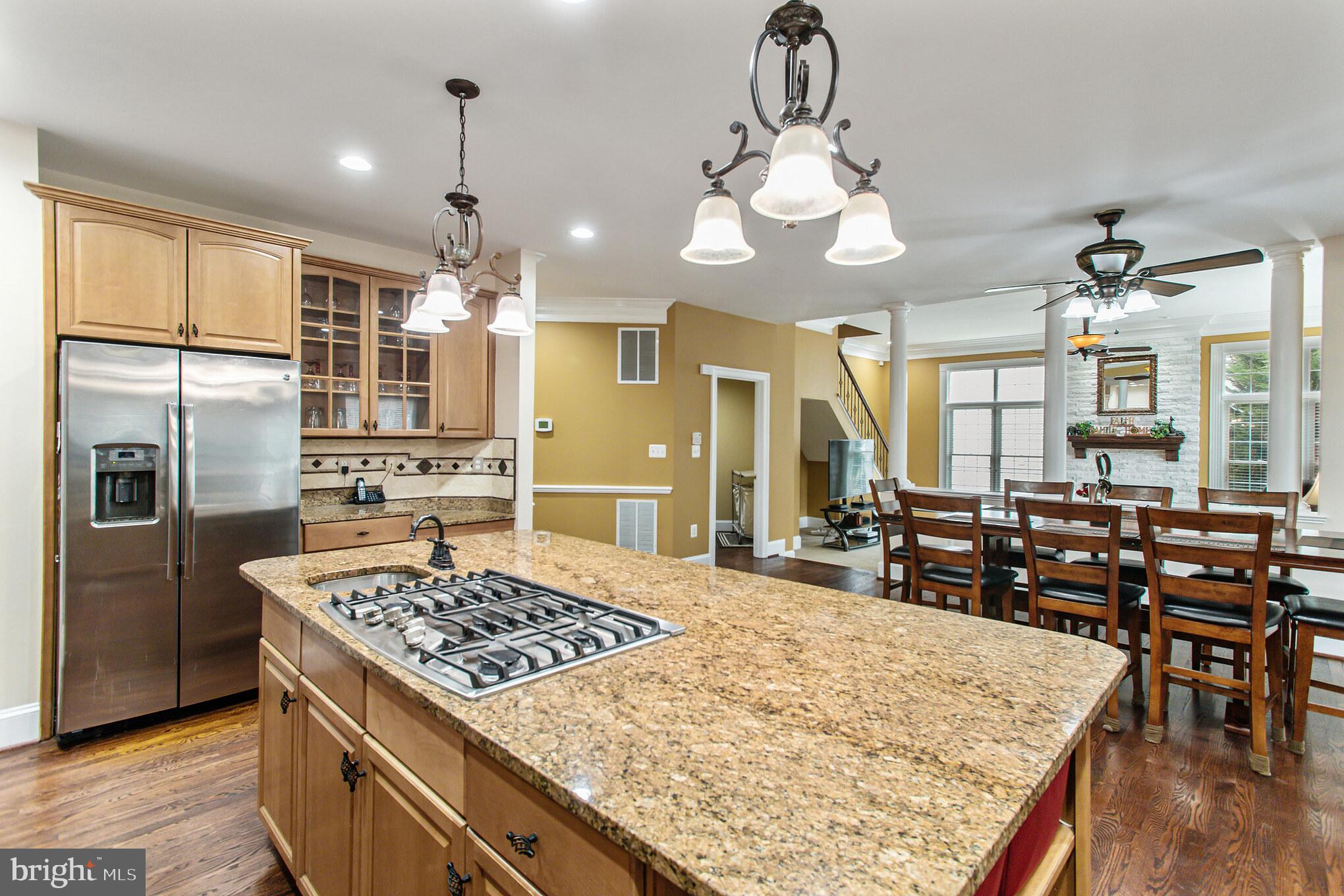 18606 Kerill Road Triangle, VA 22172 - Photo 17 of 50 Granite countertops and stainless steel appliances