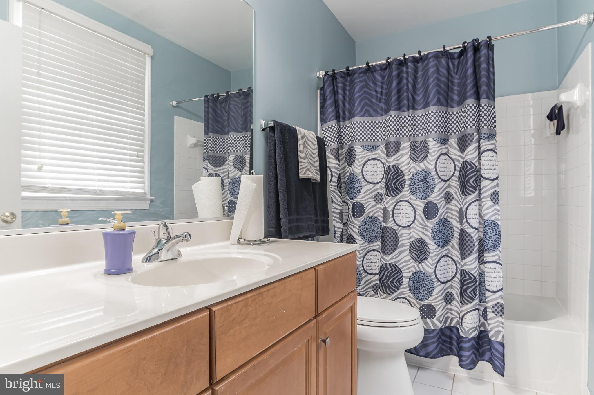 18606 Kerill Road Triangle, VA 22172 - Photo 31 of 50 Jack n Jill bath