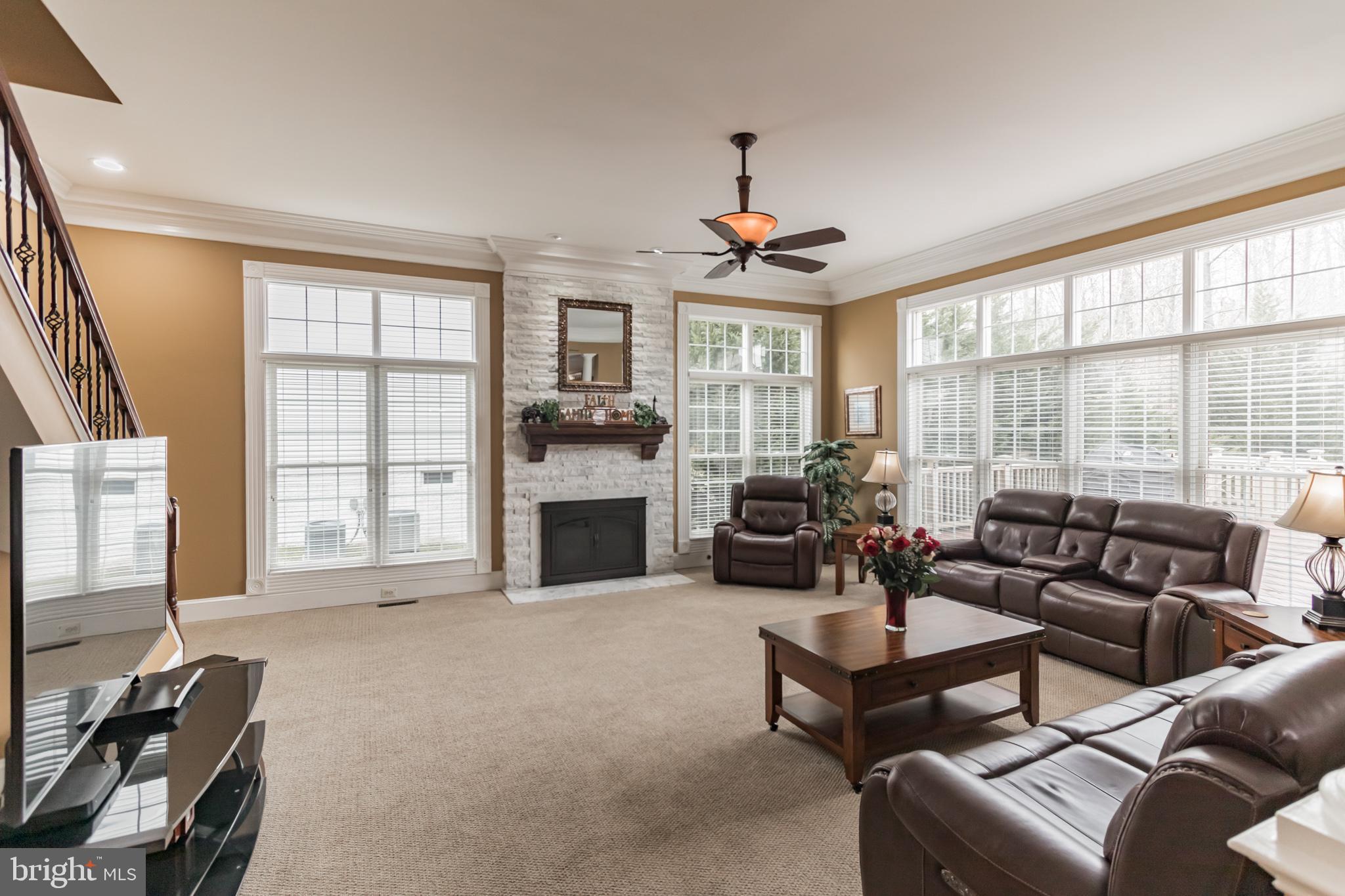 18606 Kerill Road Triangle, VA 22172 - Photo 8 of 50 Huge light filled family room
