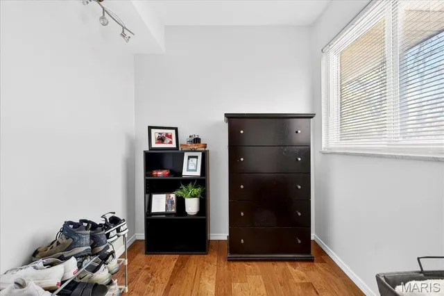 $175,000 | 10032 Sakura Drive, St. Louis, MO 63128