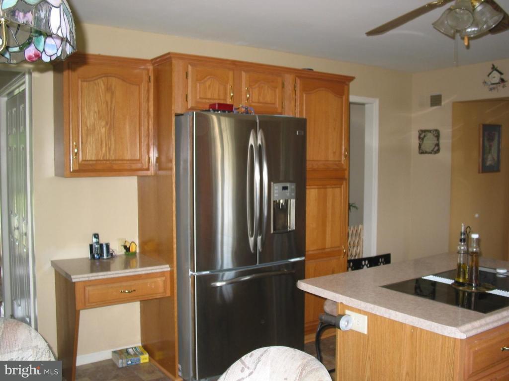 9 Kurtz Drive Lititz, PA 17543 - Photo 7 of 22 Gallery Image 7