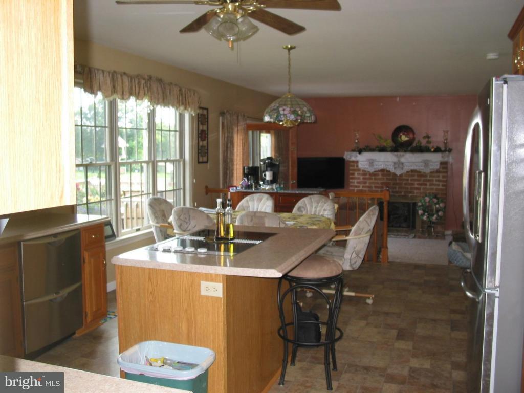 9 Kurtz Drive Lititz, PA 17543 - Photo 8 of 22 Gallery Image 8