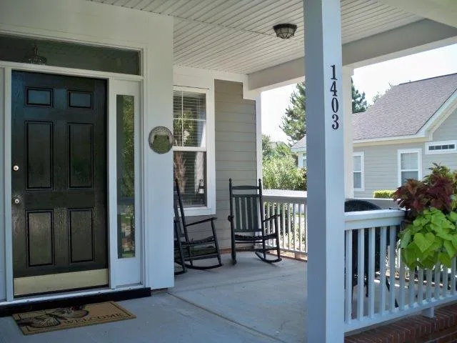 $4,295 | 1403 Elfe Street, Charleston, SC 29492