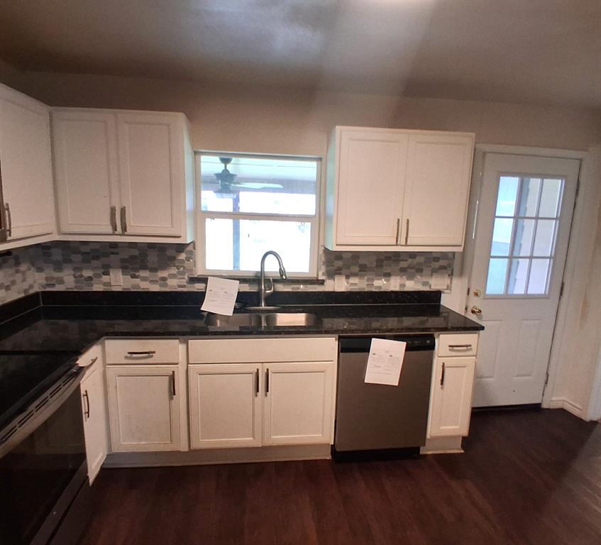 2512 Monroe Street Commerce, TX 75428 - Photo 4 of 18