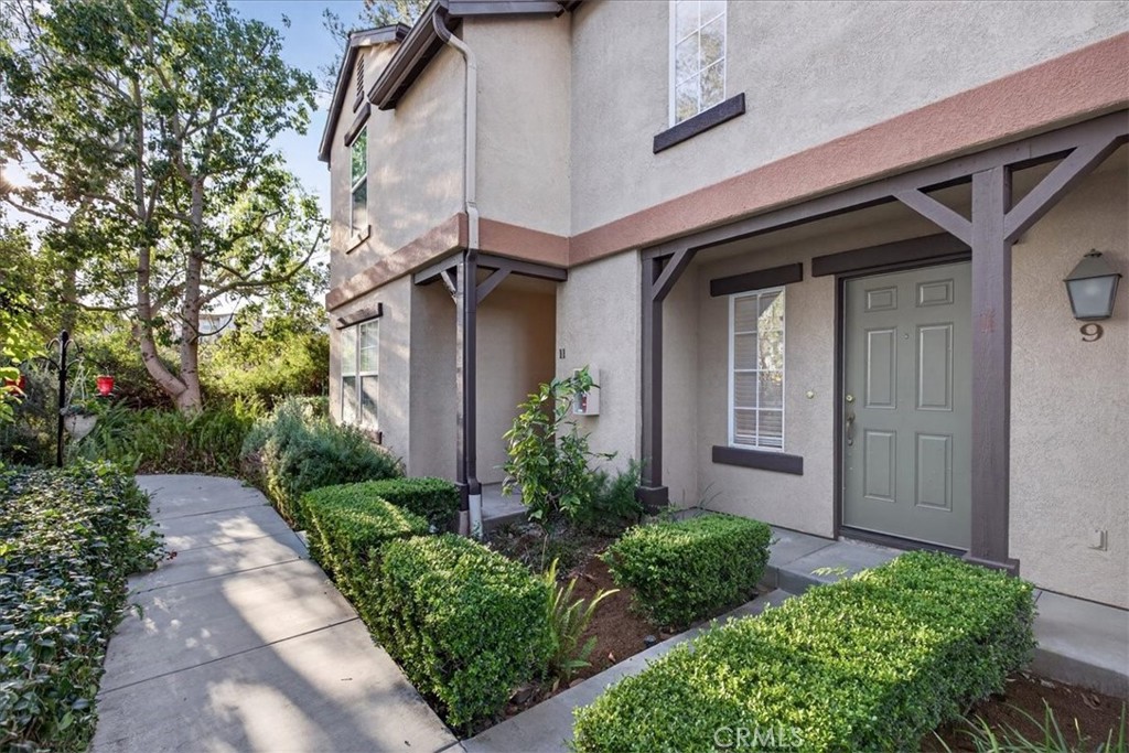 9 Three Vines Court Ladera Ranch, CA 92694 - Photo 5 of 41