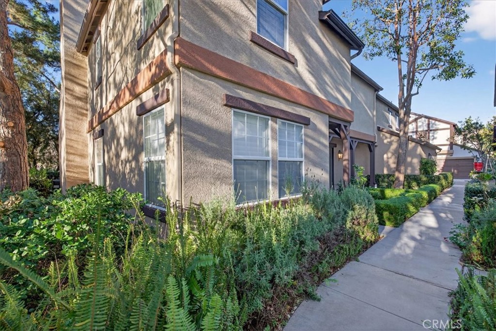 9 Three Vines Court Ladera Ranch, CA 92694 - Photo 7 of 41