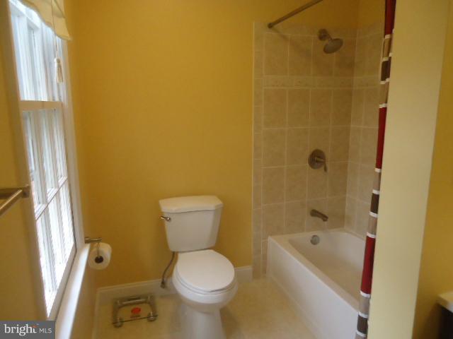 8112 Edinburgh Drive Springfield, VA 22153 - Photo 11 of 29 Bath (Master)2