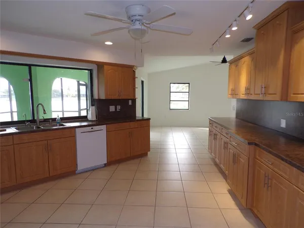 $2,200 | 2437 Greenland Court, Punta Gorda, FL 33983