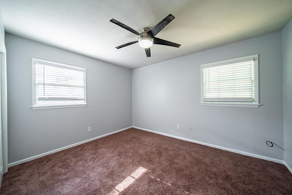 4 Clausen Drive Columbus, GA 31907 - Photo 21 of 27 a view of an empty room with a window