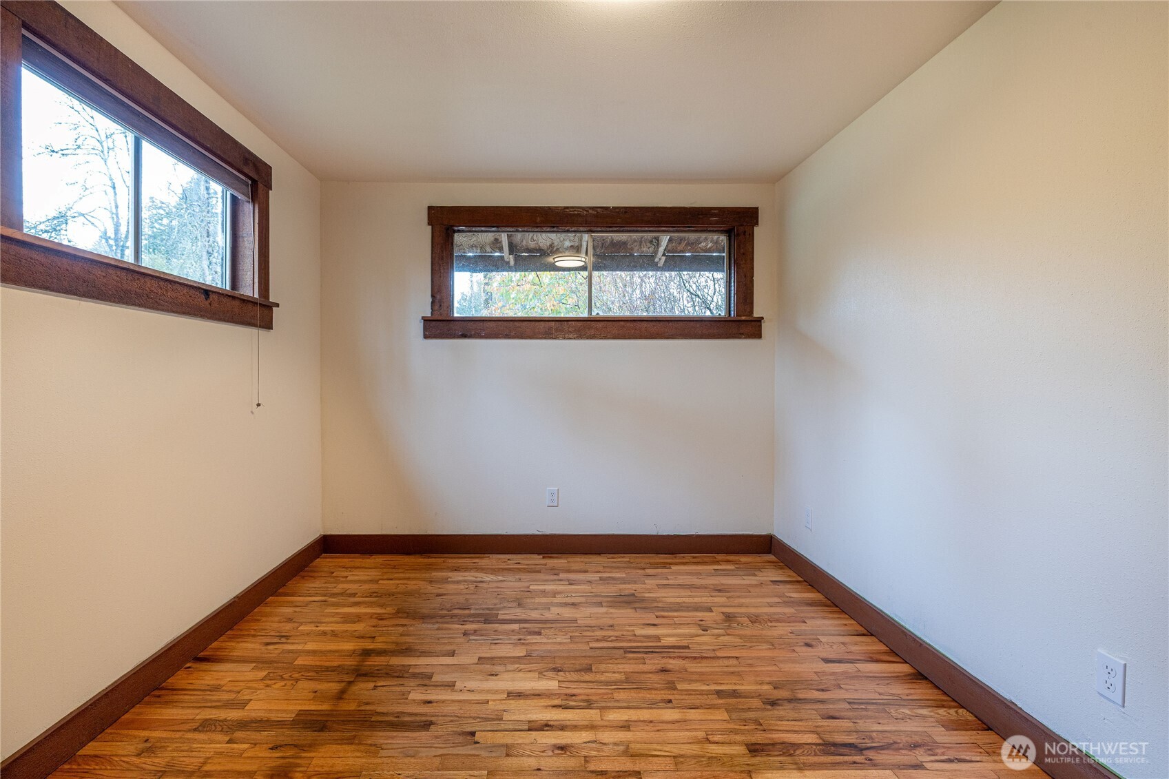 10048 Littlerock Road Southwest Olympia, WA 98512 - Photo 17 of 25 Gallery Image 17