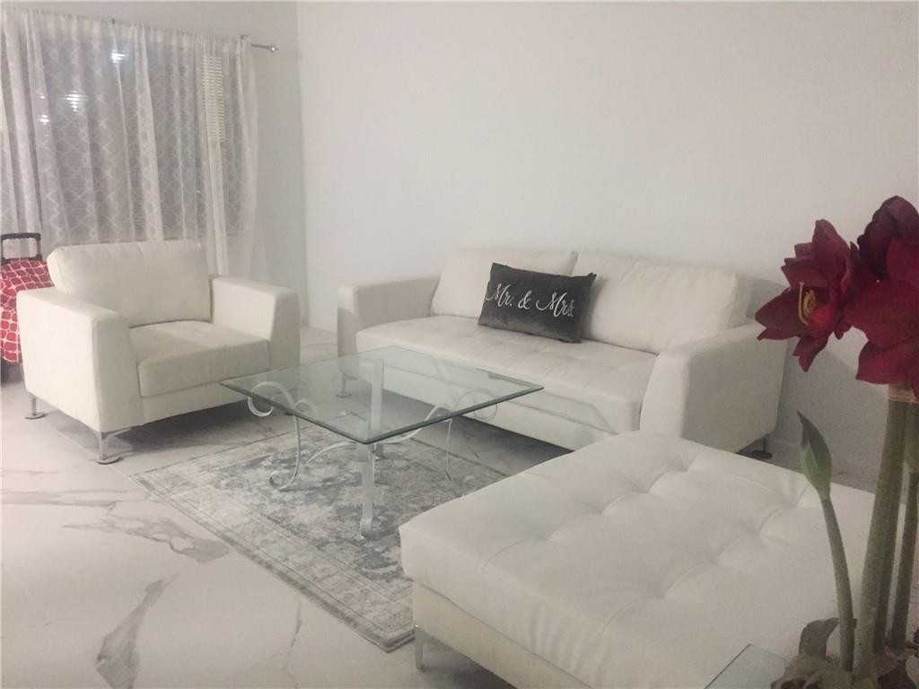 85 Preston F, Unit 85 Boca Raton, FL 33434 - Photo 5 of 12 Photo 5