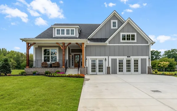 $929,990 | 7904 Pine Street, Fairview, TN 37062