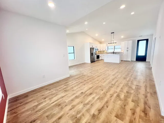 $367,000 | 2106 Aruba Drive, Bedford, IN 47421