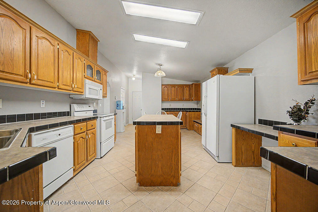 507 Pronghorn Road Craig, CO 81625 - Photo 8 of 57 507Pronhorn-52