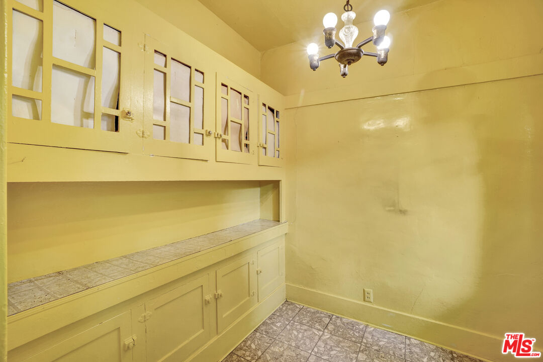 353 North Reno Street Los Angeles, CA 90026 - Photo 20 of 50