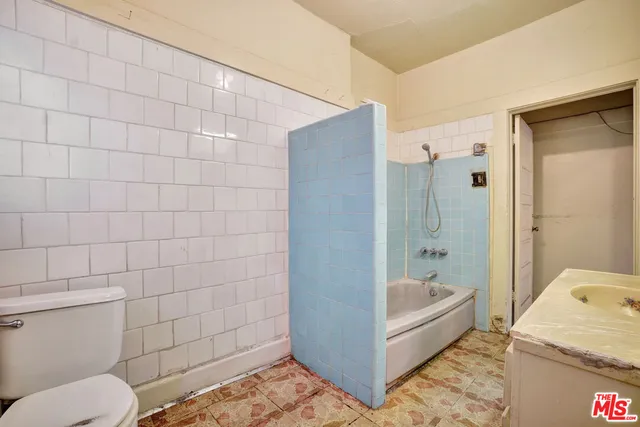 $720,000 | 353 North Reno Street, Los Angeles, CA 90026