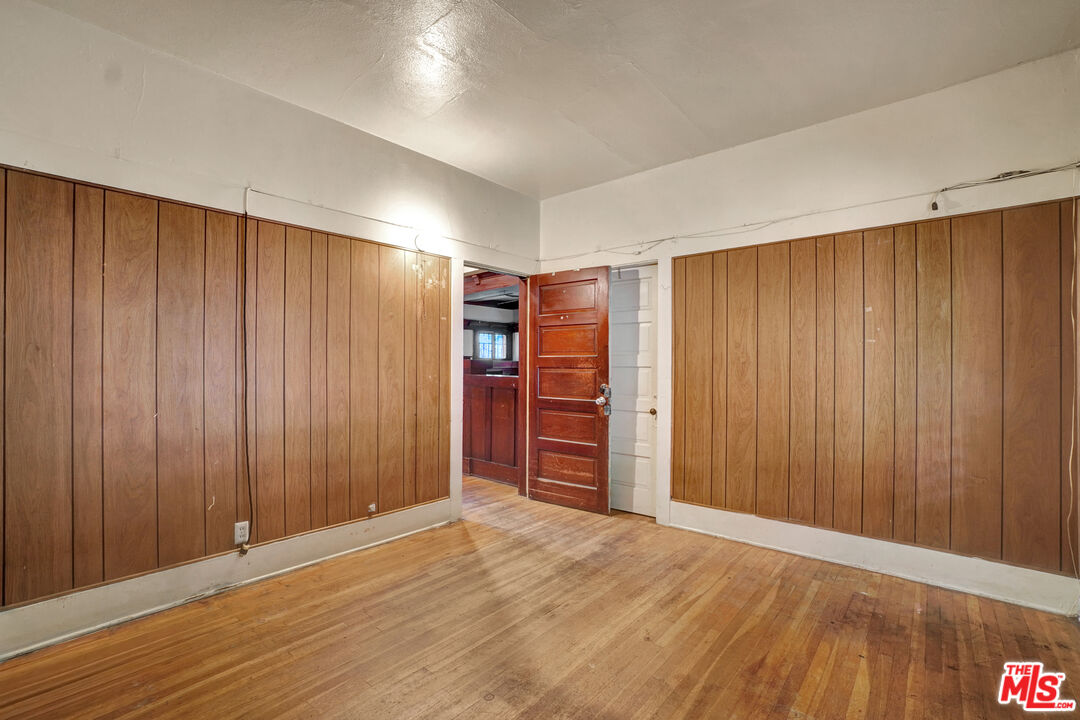 353 North Reno Street Los Angeles, CA 90026 - Photo 26 of 50