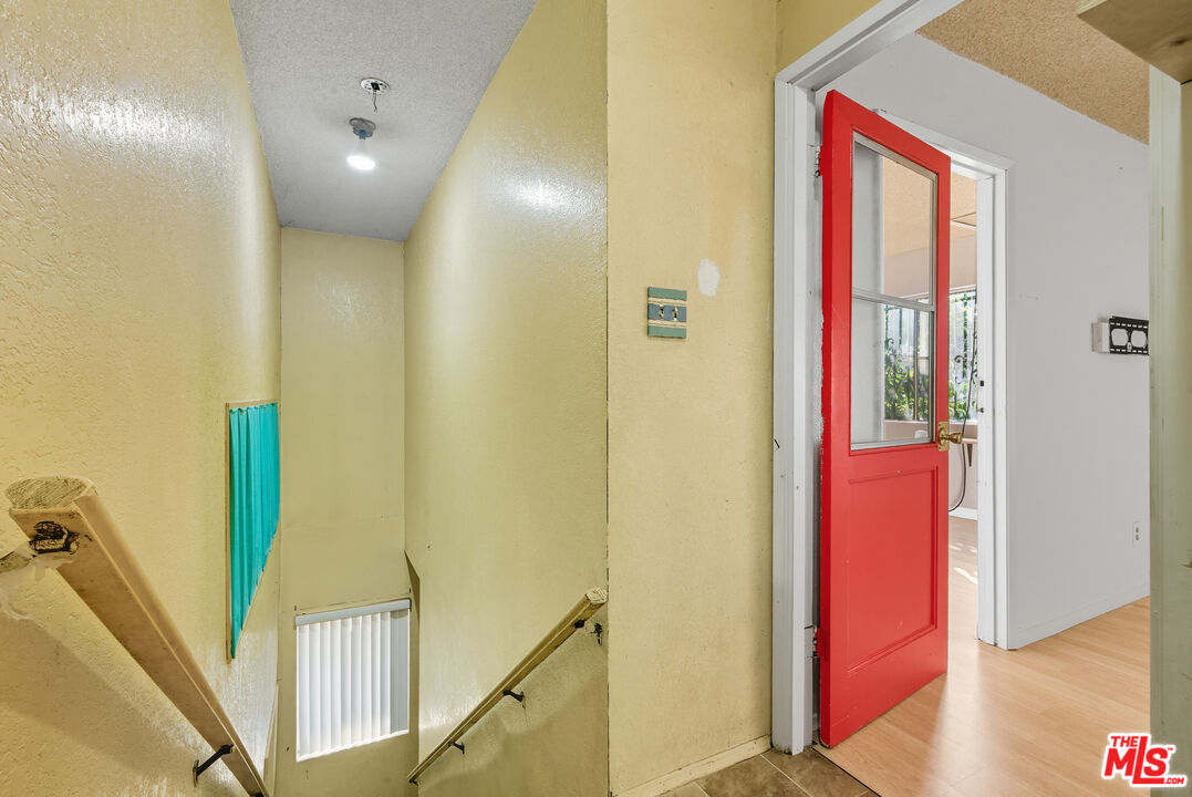 353 North Reno Street Los Angeles, CA 90026 - Photo 41 of 50