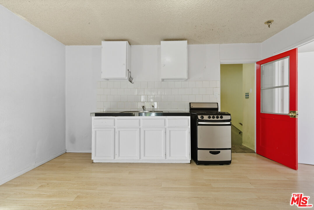 353 North Reno Street Los Angeles, CA 90026 - Photo 44 of 50