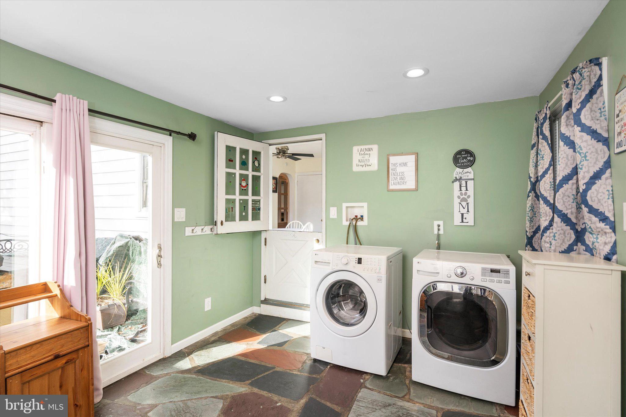 16 East Washington Street Riverside, NJ 08075 - Photo 8 of 17