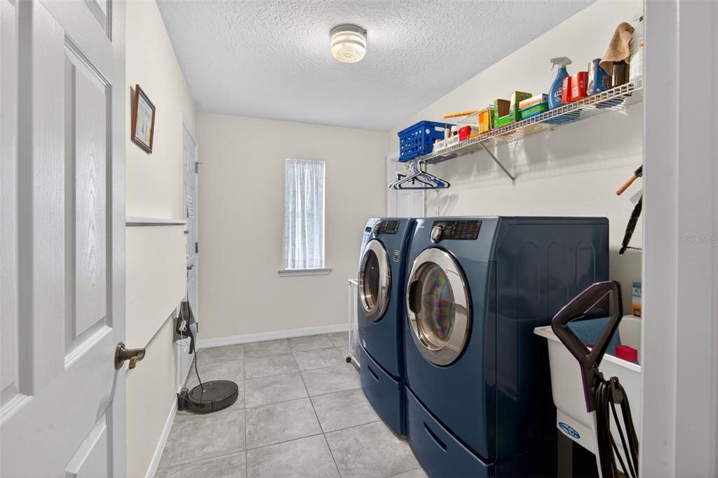 12293 Wolf Den Road Weeki Wachee, FL 34614 - Photo 28 of 44
