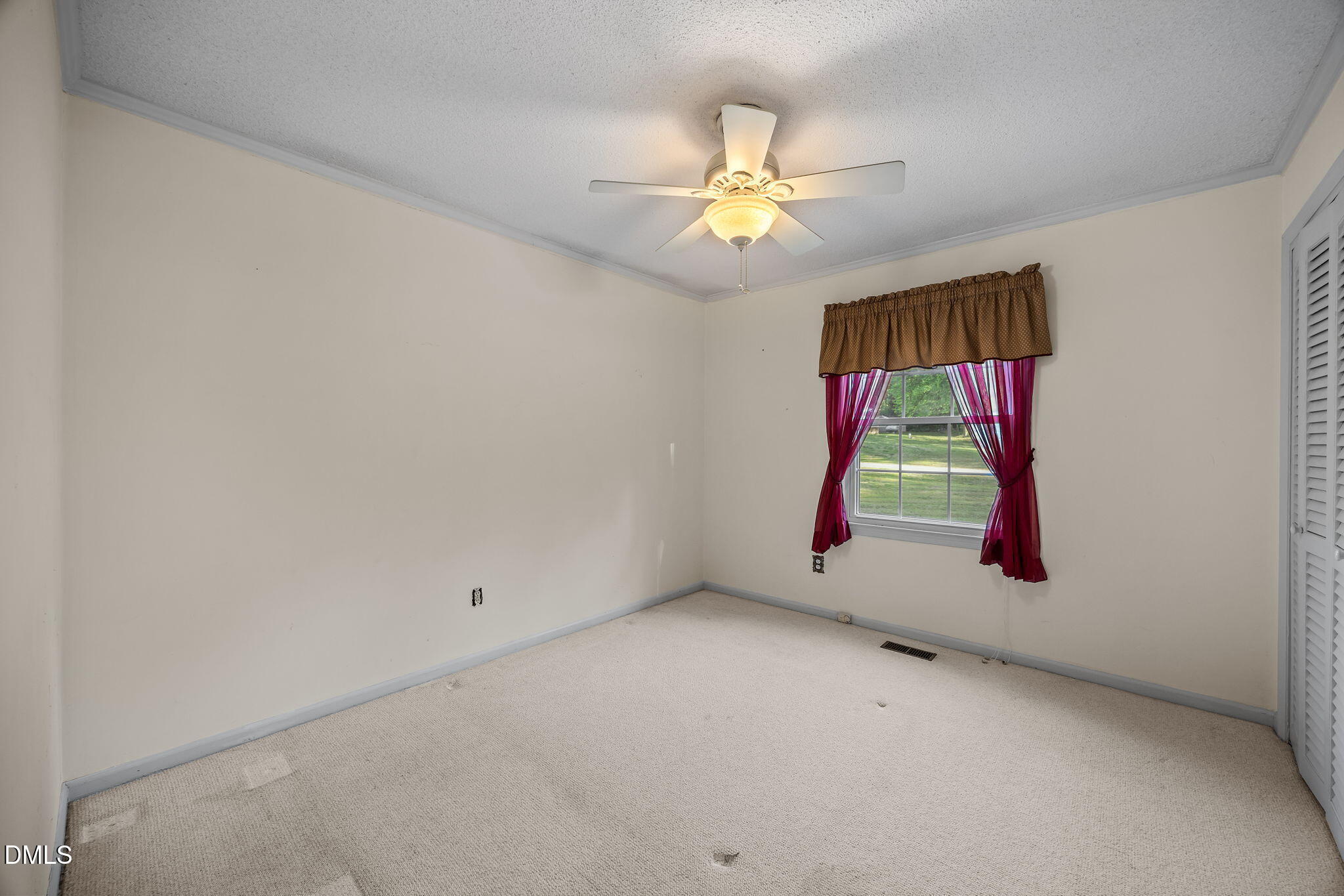228 Hunters Ridge Road Henderson, NC 27537 - Photo 23 of 46