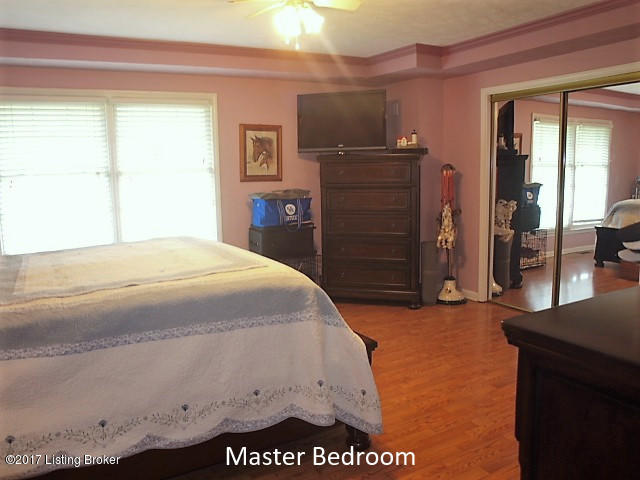 3040 Beech Grv Road Shepherdsville, KY 40165 - Photo 17 of 41 P9114177