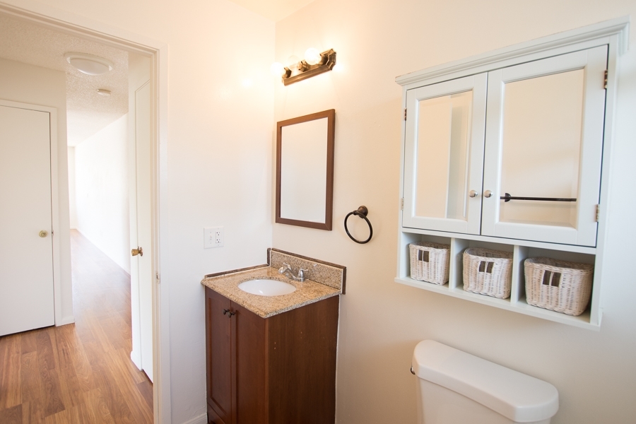 9913 Mission Gorge Road, Unit 4 Santee, CA 92071 - Photo 6 of 10
