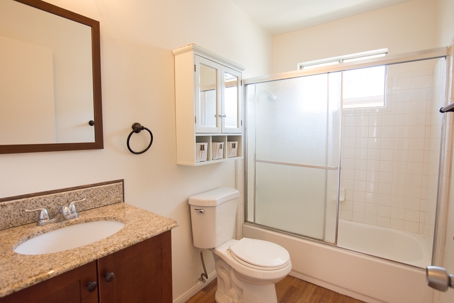 9913 Mission Gorge Road, Unit 4 Santee, CA 92071 - Photo 7 of 10