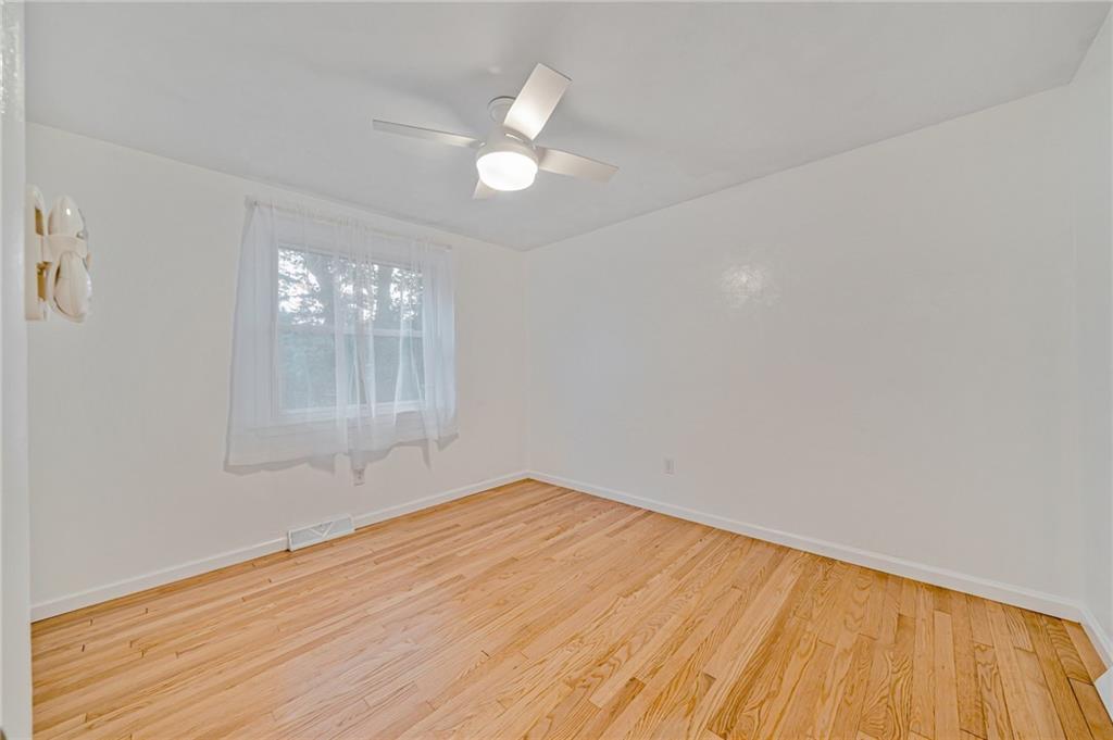 181 Big Horn Road Pittsburgh, PA 15239 - Photo 16 of 31 Gallery Image 16