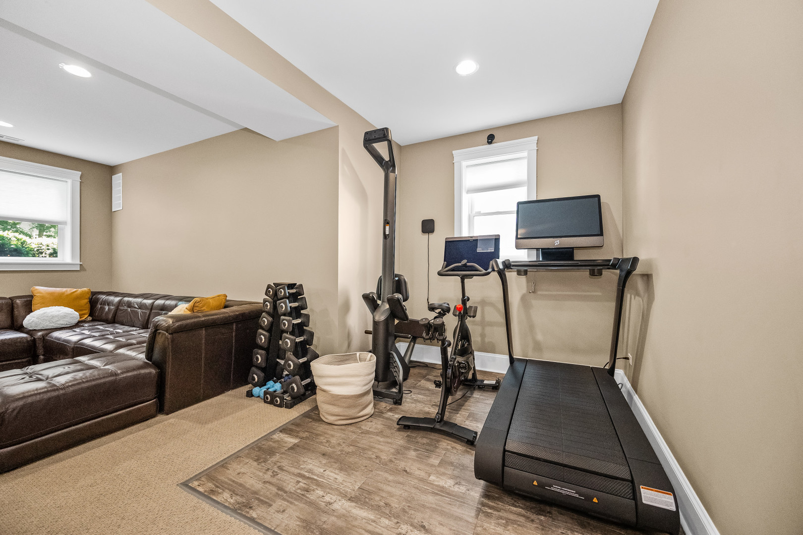 2121 Pioneer Road Evanston, IL 60201 - Photo 23 of 26