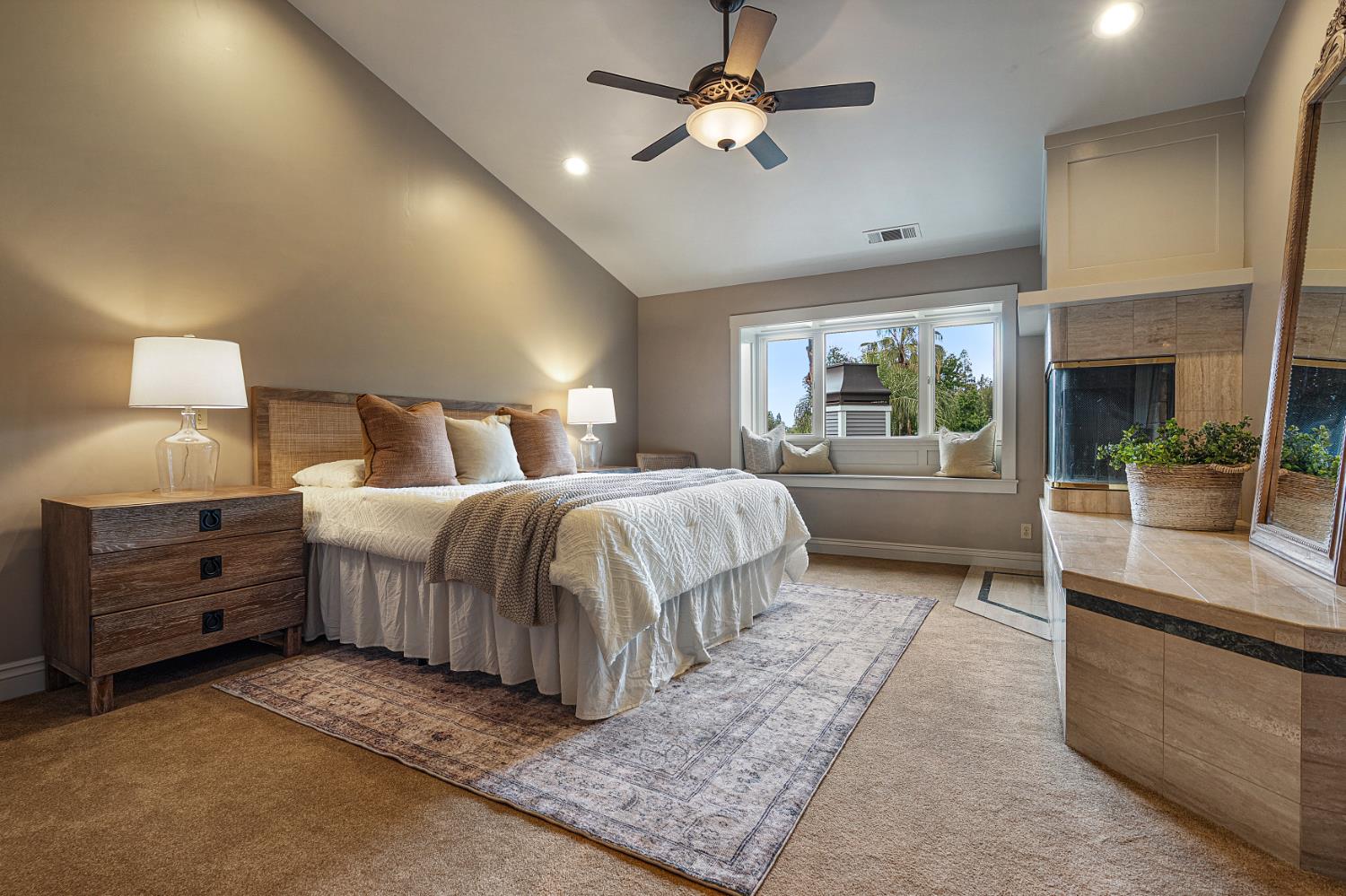 6533 Landis Avenue Carmichael, CA 95608 - Photo 37 of 77 Primary Suite
