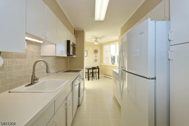 $4,300 | 1 Euclid Avenue, Unit 5F, Summit, NJ 07901