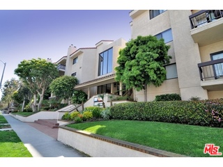 8180 Manitoba Street, Unit 105 Playa del Rey, CA 90293 - Photo 2 of 18
